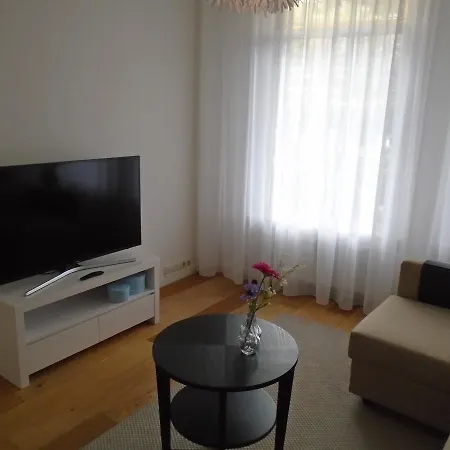 Bella Vista Studio's Apartment